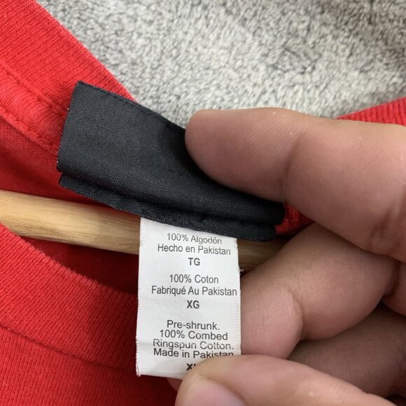 UFC Gym Shirt Mens XL Red Ultimate Fighting Championship Las Vegas 2008 MMA Tee - Picture 6 of 7